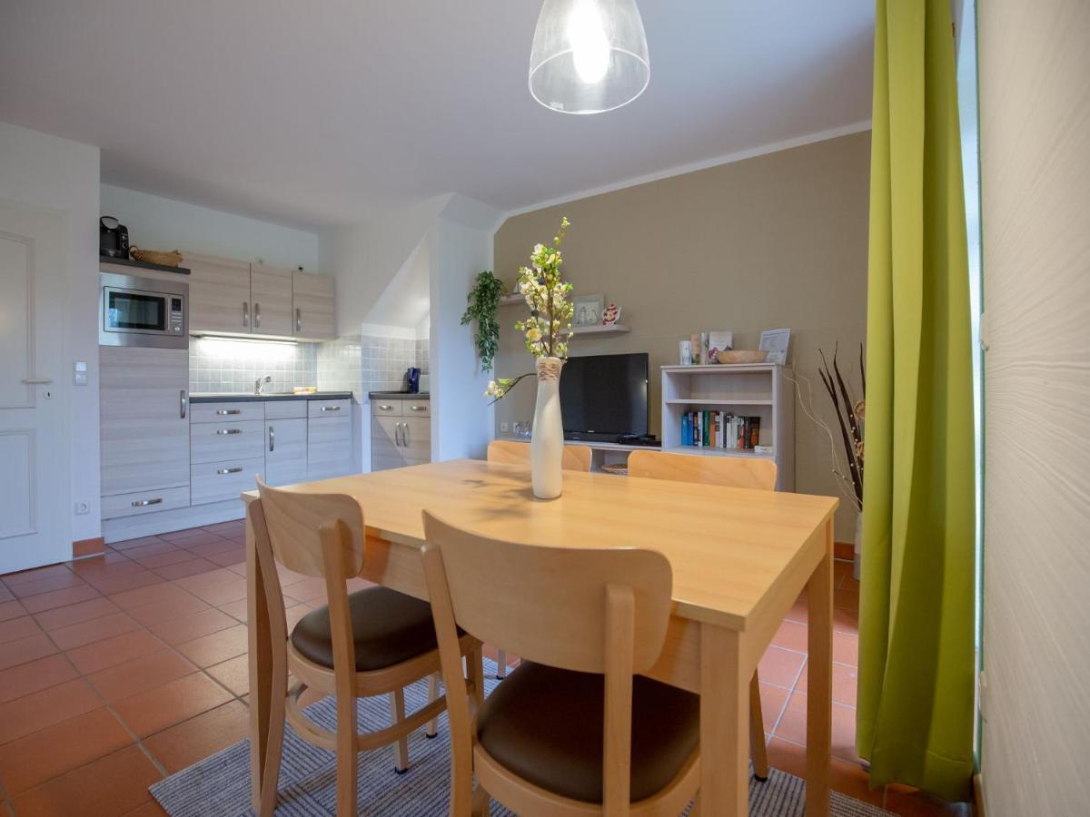 Feriendorf Rugana - Komfort Appartement Mit 1 Schlafzimmer Und Terrasse B52 Dranske Exterior foto